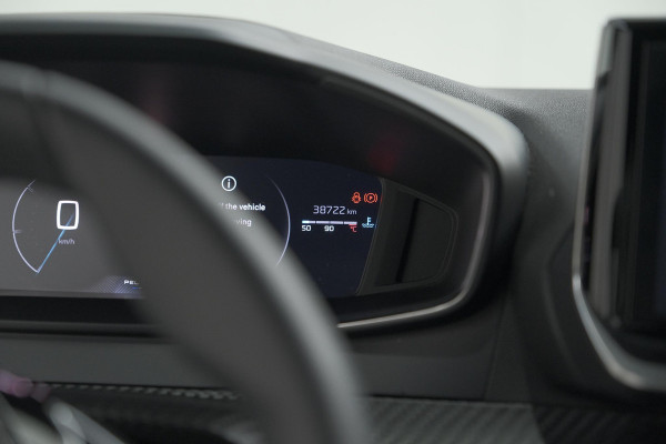 Peugeot 2008 PureTech 100 Allure | Camera | Navigatie | Parkeersensoren | Apple Carplay
