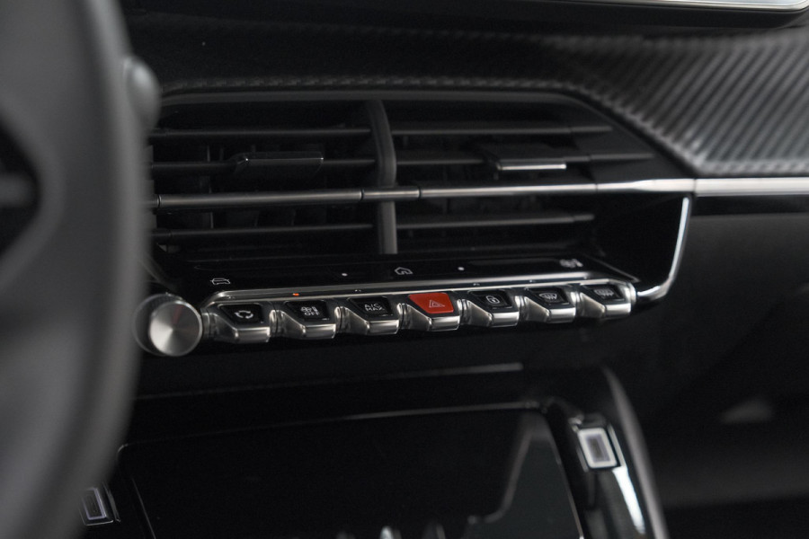 Peugeot 2008 PureTech 100 Allure | Camera | Navigatie | Parkeersensoren | Apple Carplay