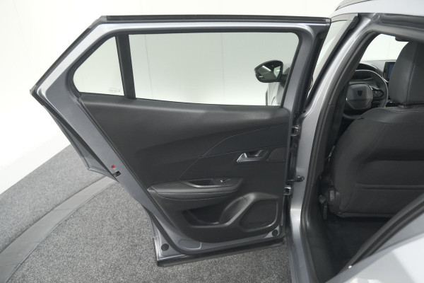 Peugeot 2008 PureTech 100 Allure | Camera | Navigatie | Parkeersensoren | Apple Carplay