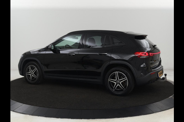 Mercedes-Benz EQA 250 AMG 67kWh | Trekhaak | Carplay | Head-Up | Stoelverwarming | Memory | Keyless | Navigatie | Leder/Alcantara | Sfeerverlichting | Widescreen | Full LED | Park Assist