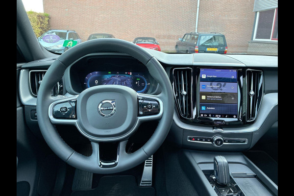 Volvo XC60 2.0 T6 Plug-in hybrid AWD R-Design Long Range SOH 93% | Skyroof | 20" Lmv | Sportstoelen | Stoel-stuurverwaming | A-Cam