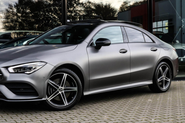 Mercedes-Benz CLA-Klasse 250 e AMG - PANO - MATGRIJS - SFEER - CAMERA