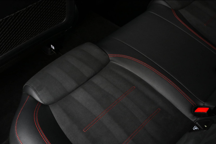 Mercedes-Benz CLA-Klasse 250 e AMG - PANO - MATGRIJS - SFEER - CAMERA