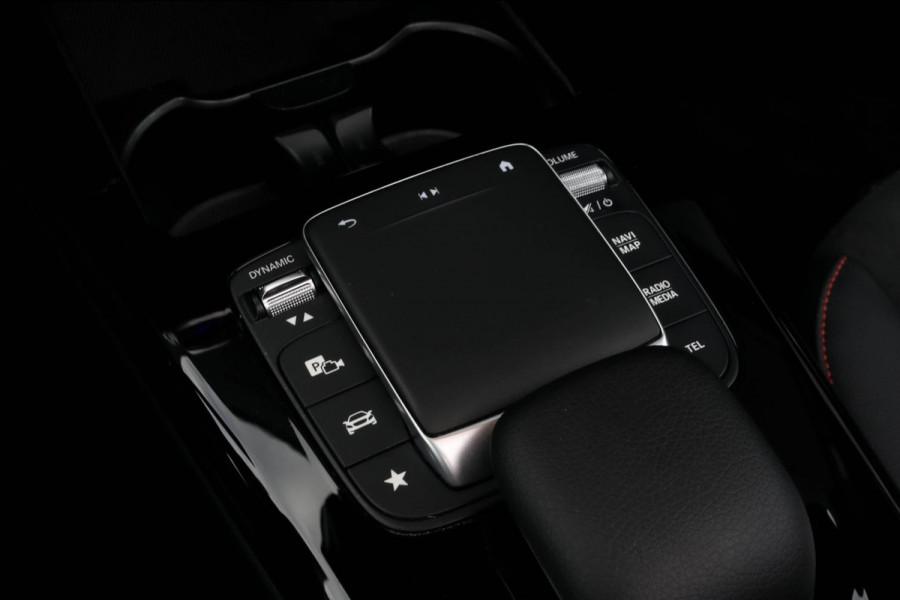 Mercedes-Benz CLA-Klasse 250 e AMG - PANO - MATGRIJS - SFEER - CAMERA