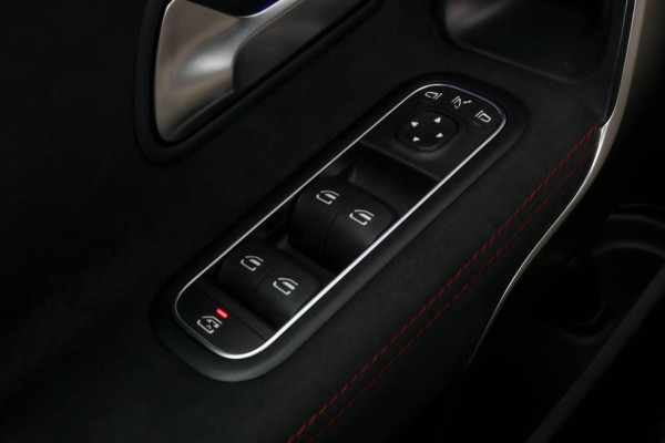 Mercedes-Benz CLA-Klasse 250 e AMG - PANO - MATGRIJS - SFEER - CAMERA