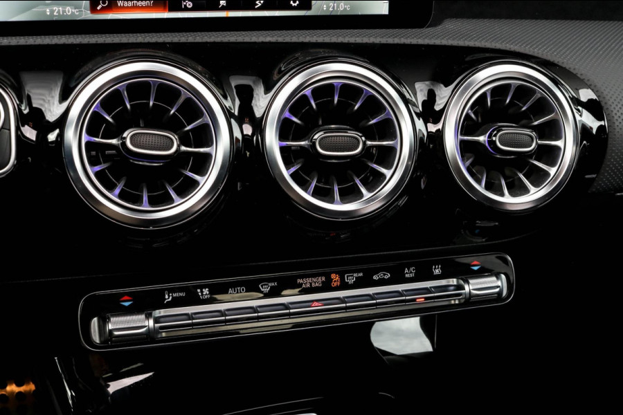 Mercedes-Benz CLA-Klasse 250 e AMG - PANO - MATGRIJS - SFEER - CAMERA