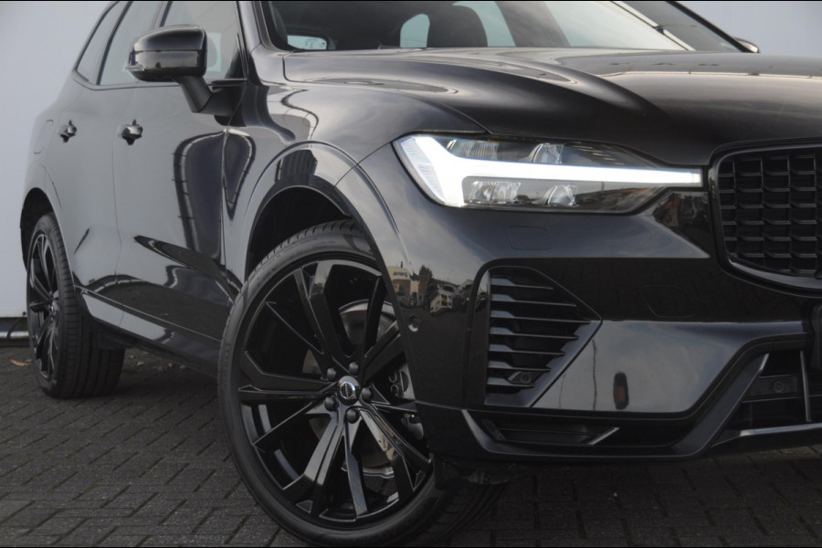 Volvo XC60 T6 350PK Automaat AWD Plus Black Edition / Trekhaak / Panoramadak / BLIS / Adaptieve cruise control / Keyless entry / Stoel - en stuurwielverwarming / elektrische stoelen met geheugen / Parkeersensoren met 360 camera / Elektrische achterklep