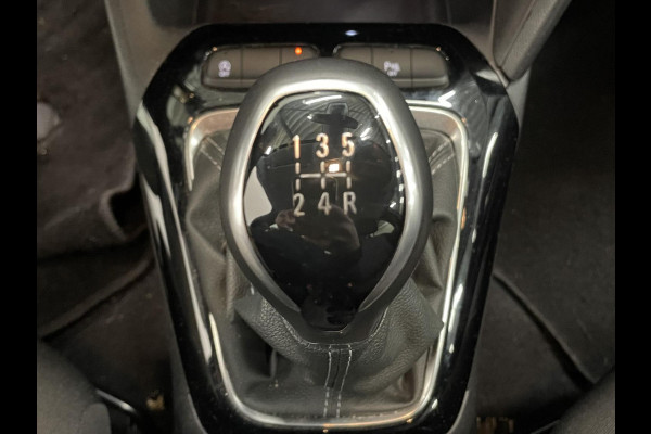 Opel Corsa 1.2 Edition Navigatie Apple Carplay/Android Auto Camera Parkeersensoren Cruise Control Airco