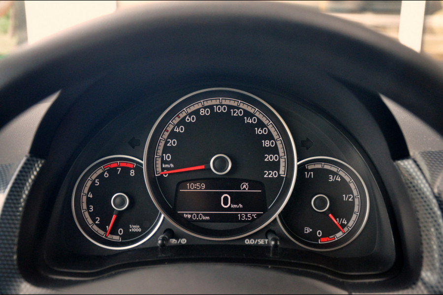 Volkswagen up! 1.0 BMT move up! | Airco | Bluetooth | Dealeronderhouden