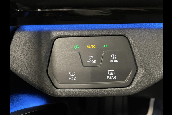 Volkswagen ID.4 Pro 77 kWh Airco ECC Wireless Carplay Navi PDC VA 19"LM Velgen Adaptive Cruise Control