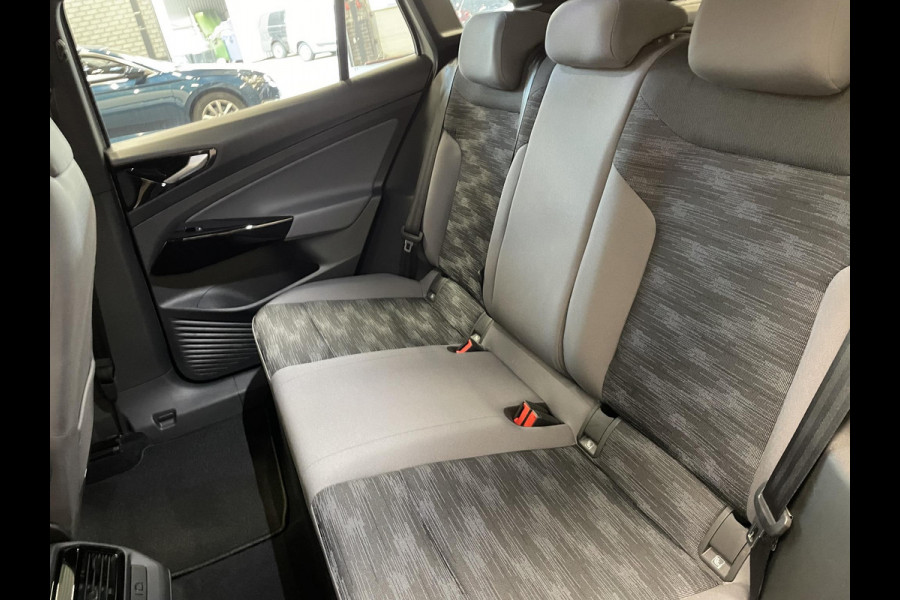Volkswagen ID.4 Pro 77 kWh Airco ECC Wireless Carplay Navi PDC VA 19"LM Velgen Adaptive Cruise Control