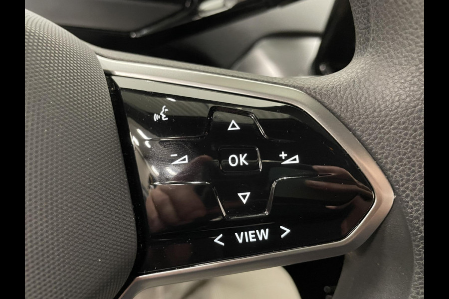 Volkswagen ID.4 Pro 77 kWh Airco ECC Wireless Carplay Navi PDC VA 19"LM Velgen Adaptive Cruise Control