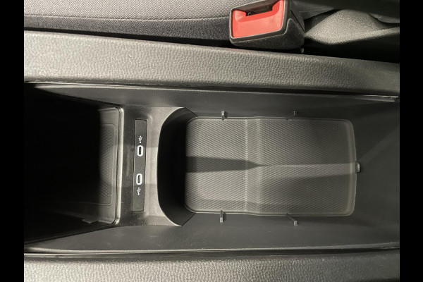 Volkswagen ID.4 Pro 77 kWh Airco ECC Wireless Carplay Navi PDC VA 19"LM Velgen Adaptive Cruise Control