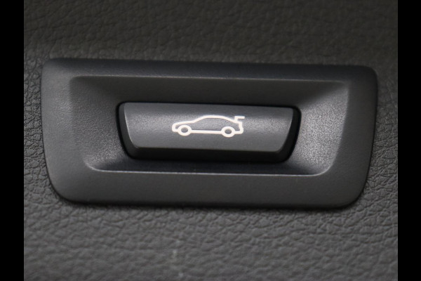 BMW 2 Serie Gran Tourer 216i Luxury Line 7-persoons | Trekhaak | Stoelverwarming | Leder | Head-Up | Camera | Navigatie | Full LED | Park Assist | Sfeerverlichting | Climate control | Getint glas