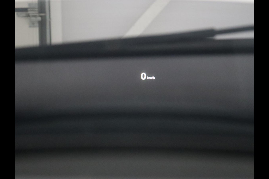 BMW 2 Serie Gran Tourer 216i Luxury Line 7-persoons | Trekhaak | Stoelverwarming | Leder | Head-Up | Camera | Navigatie | Full LED | Park Assist | Sfeerverlichting | Climate control | Getint glas