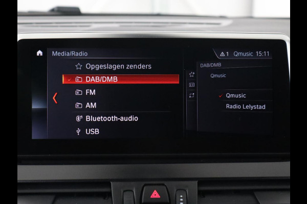 BMW 2 Serie Gran Tourer 216i Luxury Line 7-persoons | Trekhaak | Stoelverwarming | Leder | Head-Up | Camera | Navigatie | Full LED | Park Assist | Sfeerverlichting | Climate control | Getint glas