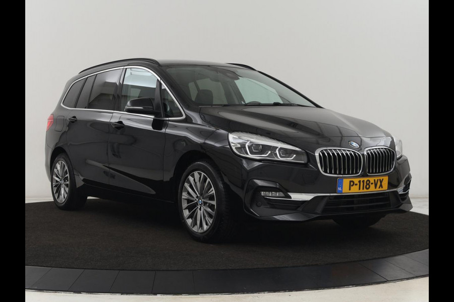 BMW 2 Serie Gran Tourer 216i Luxury Line 7-persoons | Trekhaak | Stoelverwarming | Leder | Head-Up | Camera | Navigatie | Full LED | Park Assist | Sfeerverlichting | Climate control | Getint glas