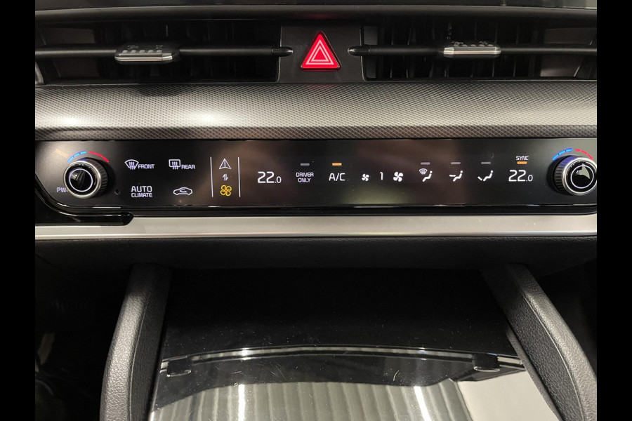 Kia Sportage 1.6 T-GDi PHEV 265pk AWD DynamicLine Airco Navi Carplay Adaptive Cruise Control PDC VA+ Camera 19" LM Velgen Full LED Virtual Cockpit