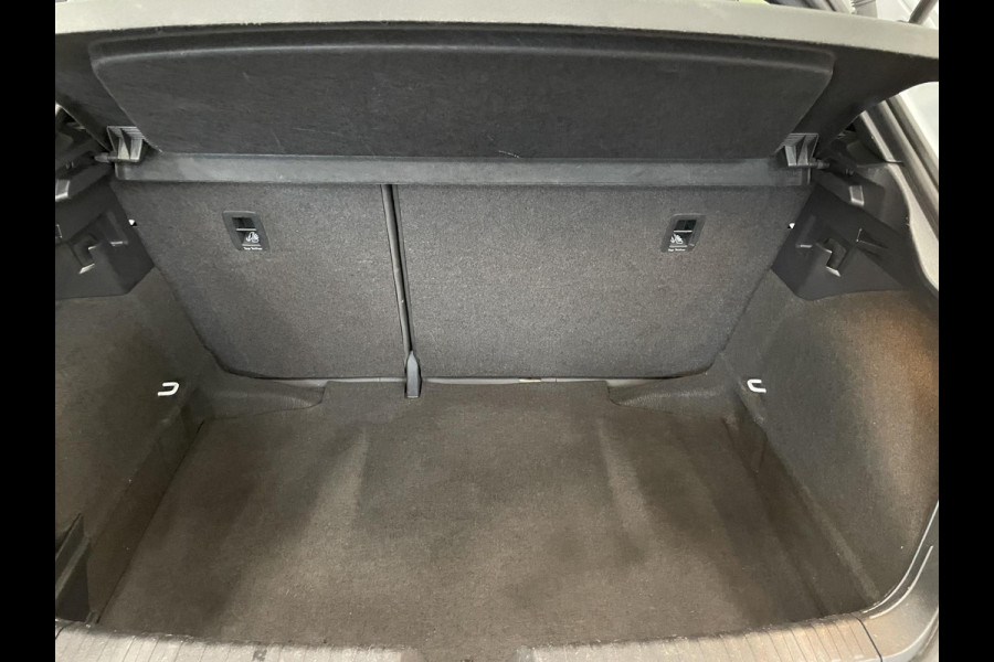 Audi A1 Sportback 2.0T 200 pk Aut. 40 TFSI S Line S-Line Interieur + Alcantara Full LED PDC VA+ Camera Cruise Control 17" Navi Virtual Cockpit