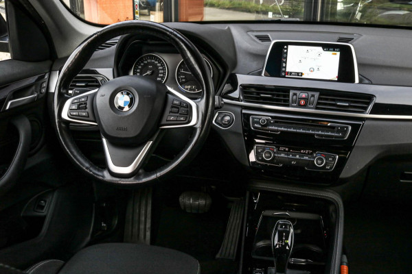 BMW X1 SDrive18i - LED - AUTOMAAT - DEALER ONDERHOUDEN