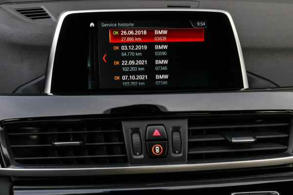 BMW X1 SDrive18i - LED - AUTOMAAT - DEALER ONDERHOUDEN