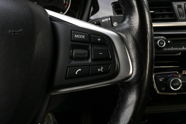 BMW X1 SDrive18i - LED - AUTOMAAT - DEALER ONDERHOUDEN