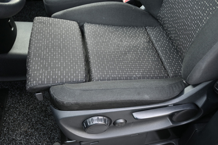 Mercedes-Benz Vito 116 CDI L2 Pro 2500 kg trekhaak, Achterdeuren, MBUX navigatie