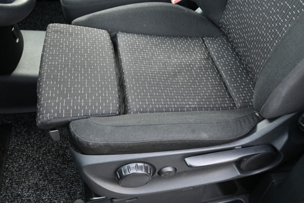 Mercedes-Benz Vito 116 CDI L2 Pro 2500 kg trekhaak, Achterdeuren, MBUX navigatie
