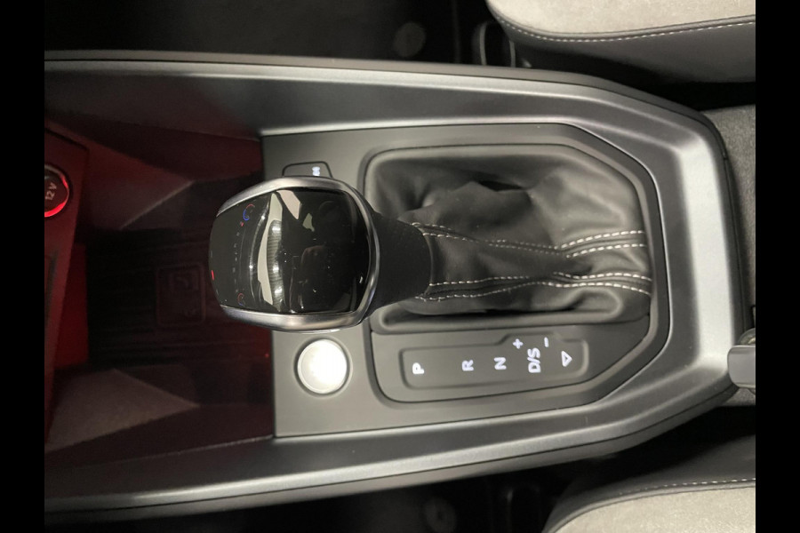 Audi A1 Sportback 2.0T 200 pk Aut. 40 TFSI S Line S-Line Interieur + Alcantara Full LED PDC VA+ Camera Cruise Control 17" Navi Virtual Cockpit