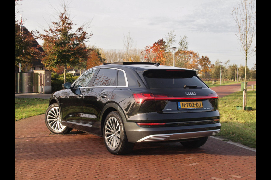 Audi e-tron e-tron 55 quattro advanced 95 kWh | S-line | Panoramadak | Bang & Olufsen | Camera | Apple Carplay |