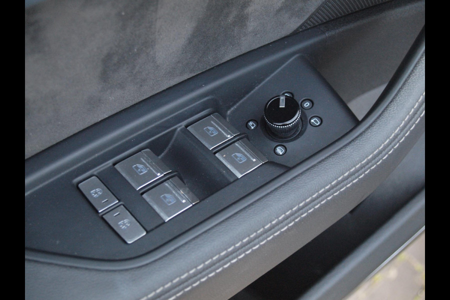 Audi e-tron e-tron 55 quattro advanced 95 kWh | S-line | Panoramadak | Bang & Olufsen | Camera | Apple Carplay |