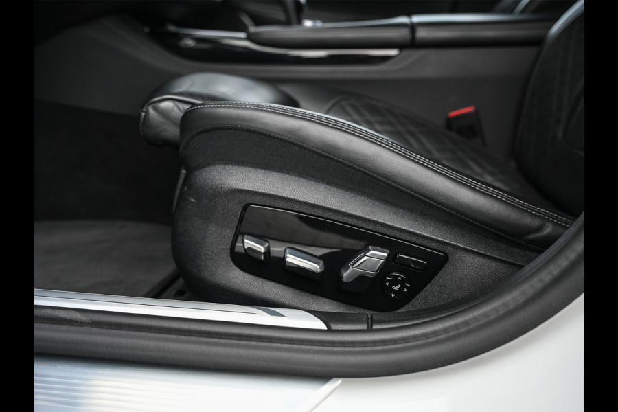 BMW 7 Serie 745e HIGH EXECUTIVE | M-SPORT | COMFORT ACCESS | STOELMASSAGE | ACTIVE CRUISE | ALCANTARA | HEAD-UP | DISPLAY KEY | LEDER | HARM
