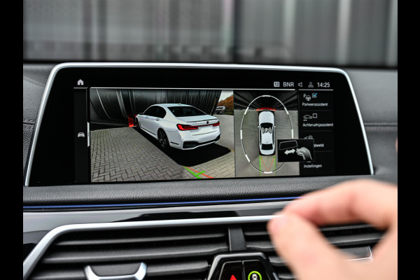 BMW 7 Serie 745e HIGH EXECUTIVE | M-SPORT | COMFORT ACCESS | STOELMASSAGE | ACTIVE CRUISE | ALCANTARA | HEAD-UP | DISPLAY KEY | LEDER | HARM