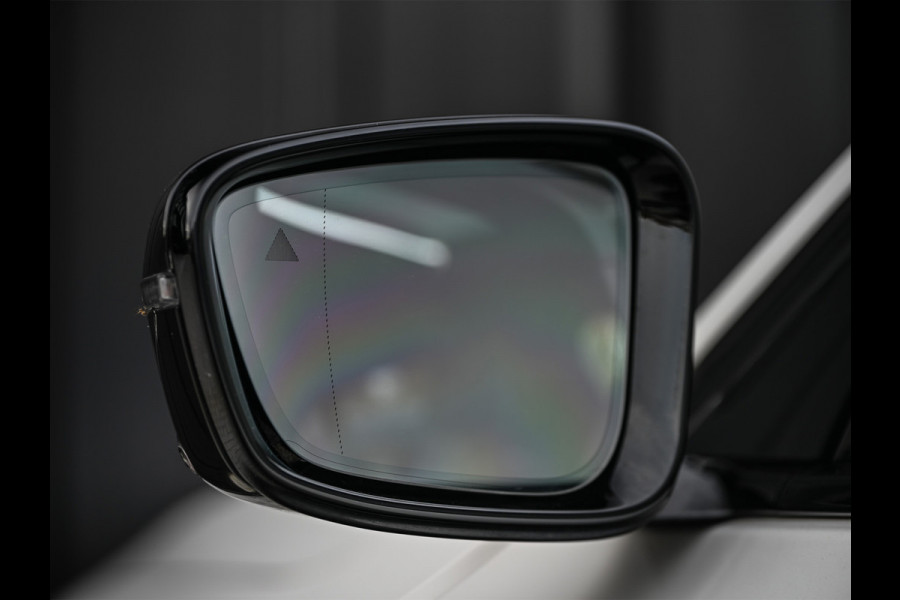 BMW 7 Serie 745e HIGH EXECUTIVE | M-SPORT | COMFORT ACCESS | STOELMASSAGE | ACTIVE CRUISE | ALCANTARA | HEAD-UP | DISPLAY KEY | LEDER | HARM