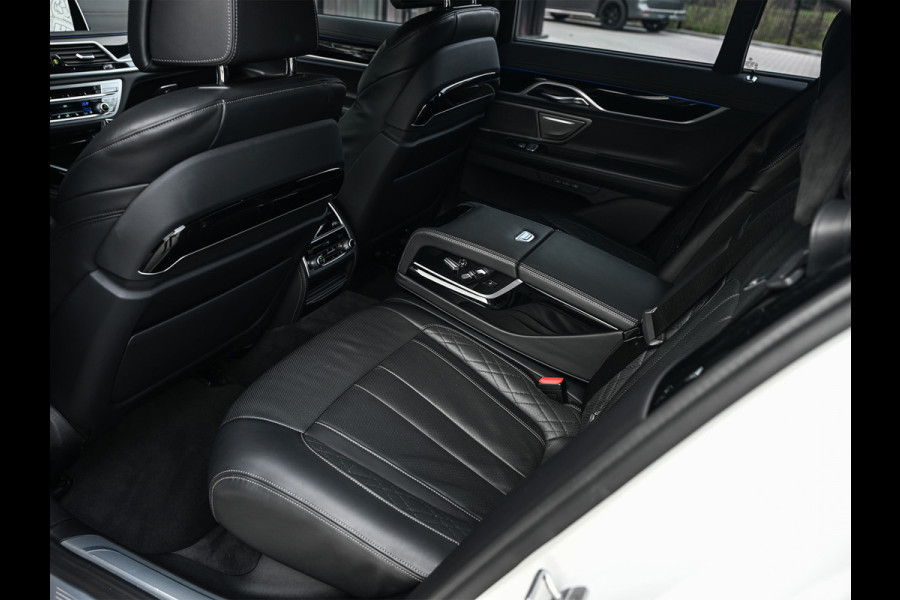 BMW 7 Serie 745e HIGH EXECUTIVE | M-SPORT | COMFORT ACCESS | STOELMASSAGE | ACTIVE CRUISE | ALCANTARA | HEAD-UP | DISPLAY KEY | LEDER | HARM