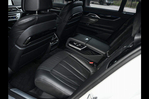 BMW 7 Serie 745e HIGH EXECUTIVE | M-SPORT | COMFORT ACCESS | STOELMASSAGE | ACTIVE CRUISE | ALCANTARA | HEAD-UP | DISPLAY KEY | LEDER | HARM