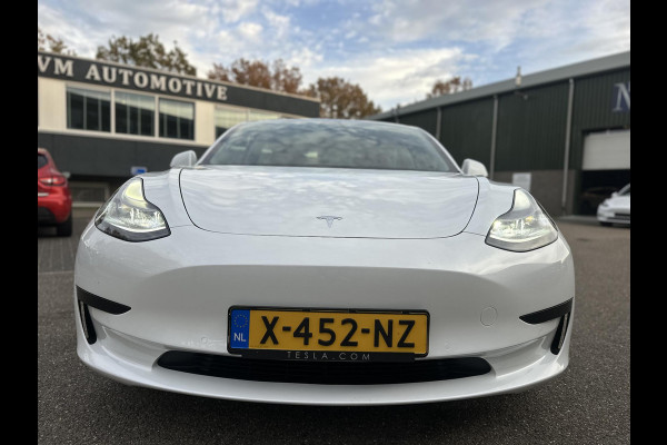Tesla Model 3 Standard RWD Plus 60 kWh AUTOPILOT | AFNEEMBARE TREKHAAK | RIJKLAAR GELEVERD MET 12 MND BOVAG GARANTIE