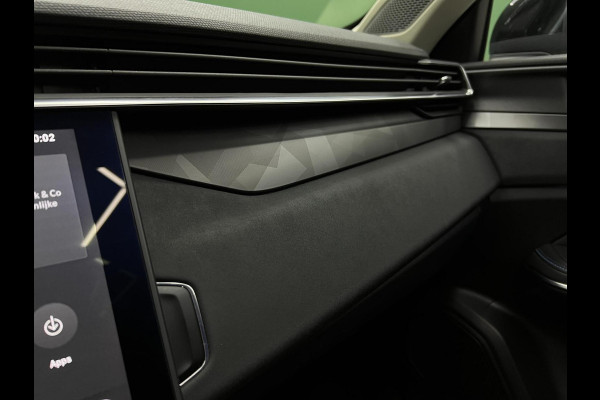 Lynk & Co 01 1.5 PHEV Mat Grijs | Pano | Trekhaak | NAP