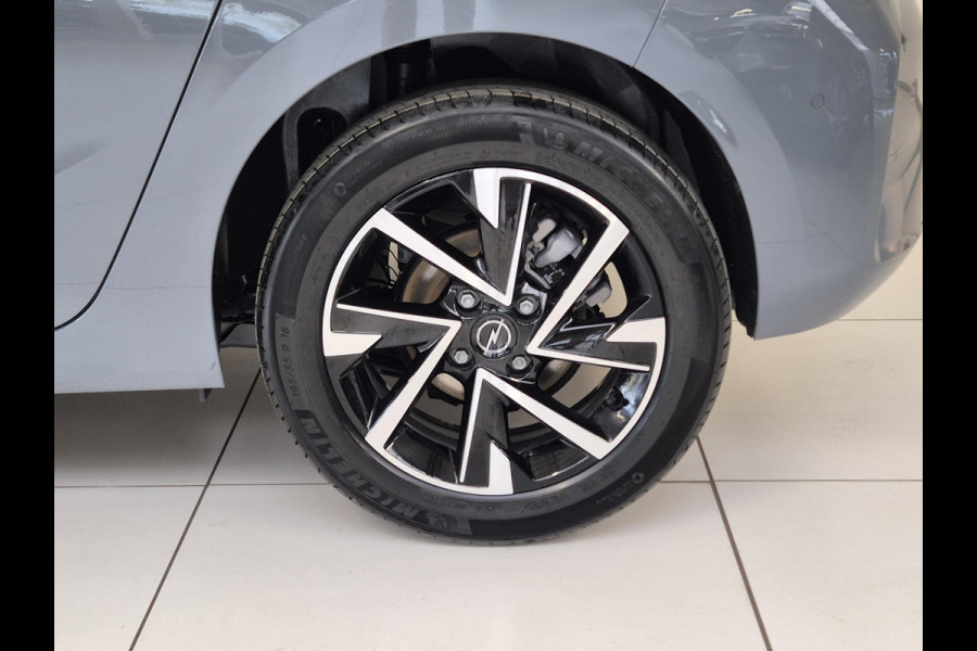 Opel Corsa 1.2 GS Turbo 100pk | Navigatie | Achteruitrijcamera | Keyless Entry | Stoel/Stuurverwarming | Apple Carplay/Android Auto |