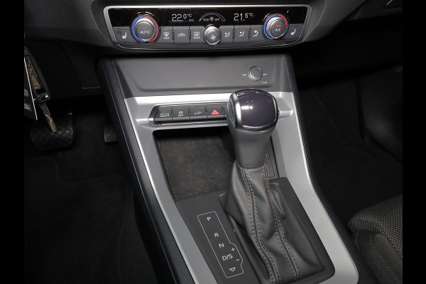 Audi Q3 45 TFSI e Business Edition 245 pk S-tronic| Navigatie | Parkeersensoren | Achteruitrijcamera | Stoelverwarming | Apple Carplay/Android Auto |