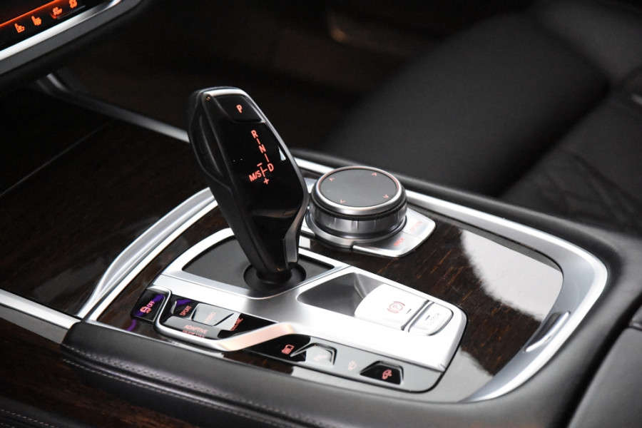 BMW 7 Serie 745Le xDrive High Executive *FULL OPTIONS*