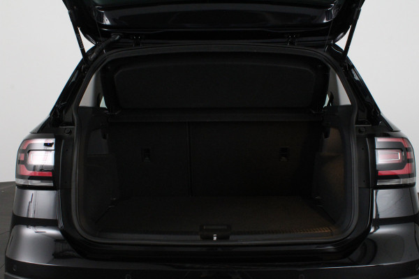 Volkswagen T-Cross 1.0 TSI Life 110pk Camera/Adapt.Cruise/Navi/Sensoren voor+achter