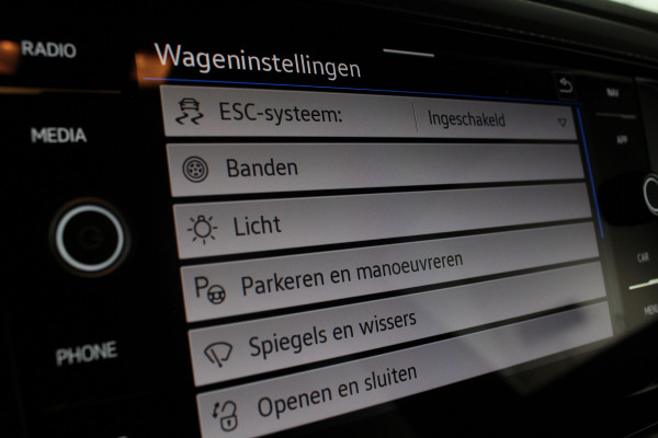 Volkswagen T-Cross 1.0 TSI Life 110pk Camera/Adapt.Cruise/Navi/Sensoren voor+achter