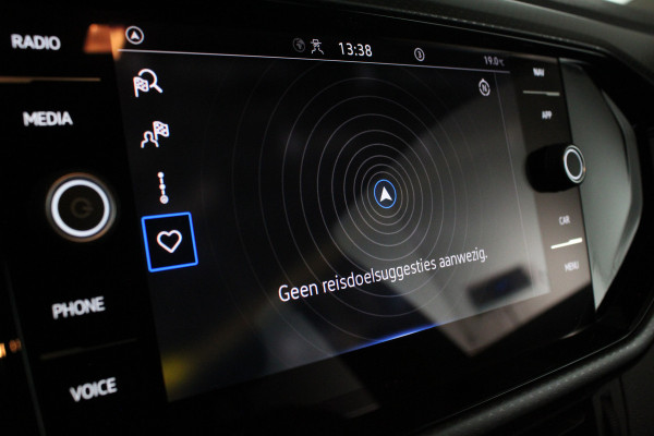 Volkswagen T-Cross 1.0 TSI Life 110pk Camera/Adapt.Cruise/Navi/Sensoren voor+achter