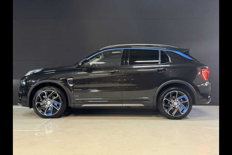 Lynk & Co 01 1.5 | Panoramadak | Adaptive cruise | Camera | Stoelverwarming | Carplay | Sfeerverlichting