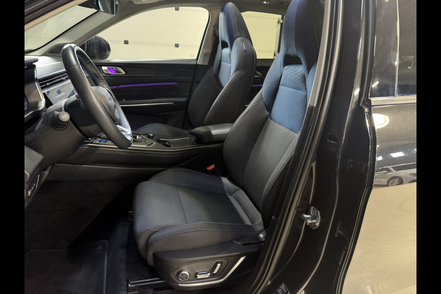 Lynk & Co 01 1.5 | Panoramadak | Adaptive cruise | Camera | Stoelverwarming | Carplay | Sfeerverlichting