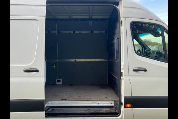 Mercedes-Benz Sprinter 317 1.9 CDI L3H2 / 3-zits / Trekhaak / Navi