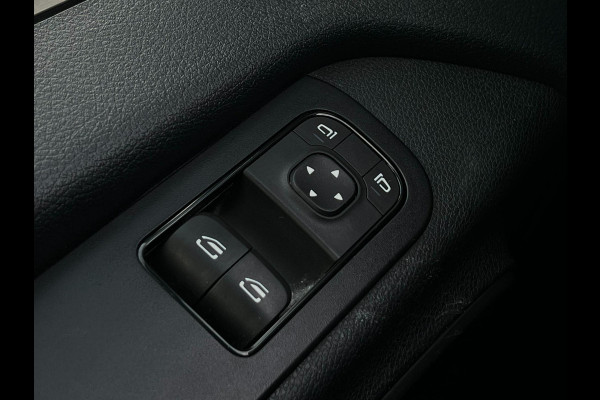 Mercedes-Benz Sprinter 317 1.9 CDI L3H2 / 3-zits / Trekhaak / Navi