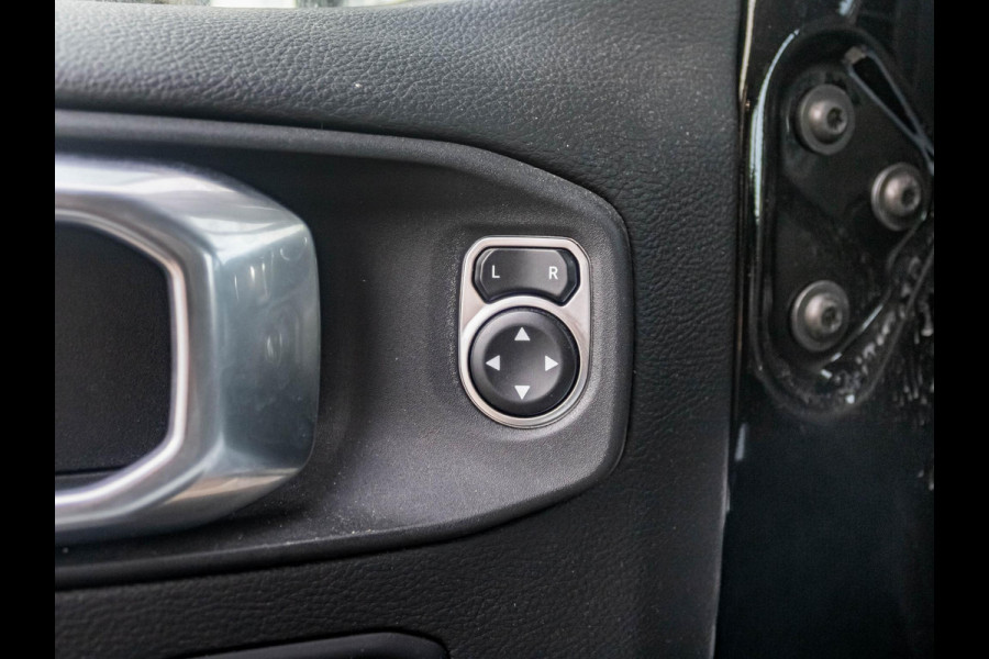 Jeep Wrangler Unlimited 2.0T Sahara | Grijs kenteken | Stoel-/Stuurverwarming | Navi |  Adapt. Cruise | Clima | Camera | Leder | Keyless | 20" Velgen