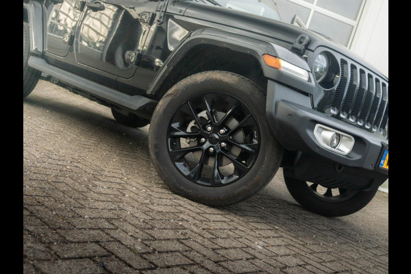 Jeep Wrangler Unlimited 2.0T Sahara | Grijs kenteken | Stoel-/Stuurverwarming | Navi |  Adapt. Cruise | Clima | Camera | Leder | Keyless | 20" Velgen